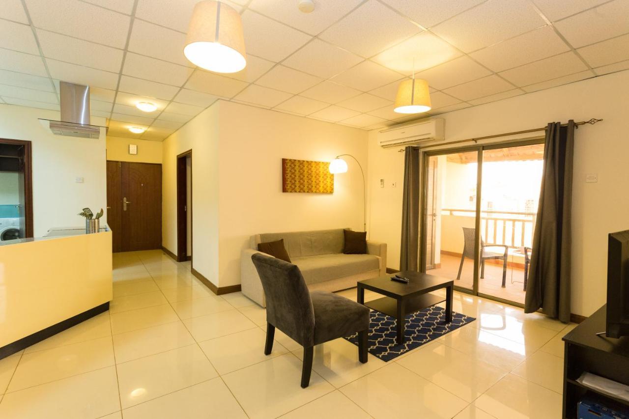 La Casa Baatsona Apts Sakumono Buitenkant foto